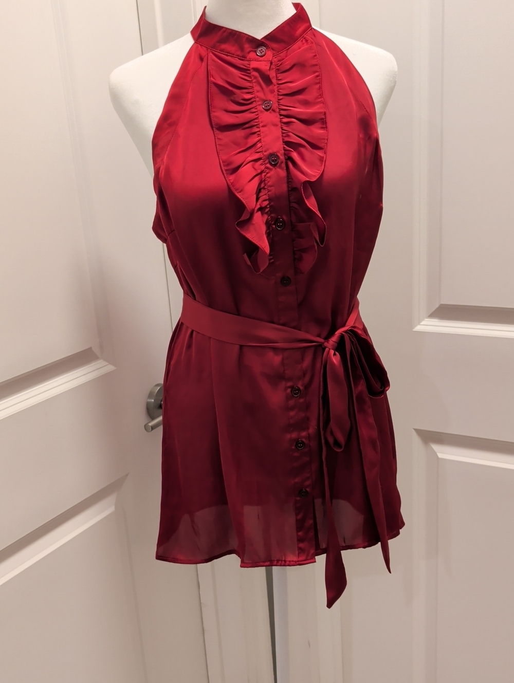 Forever 21- Large NWT Sleeveless Ruffled Halter Satin Tunic Blouse  in Deep Red